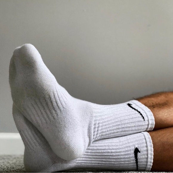 Nike dri fit socks - Picture 2 of 4